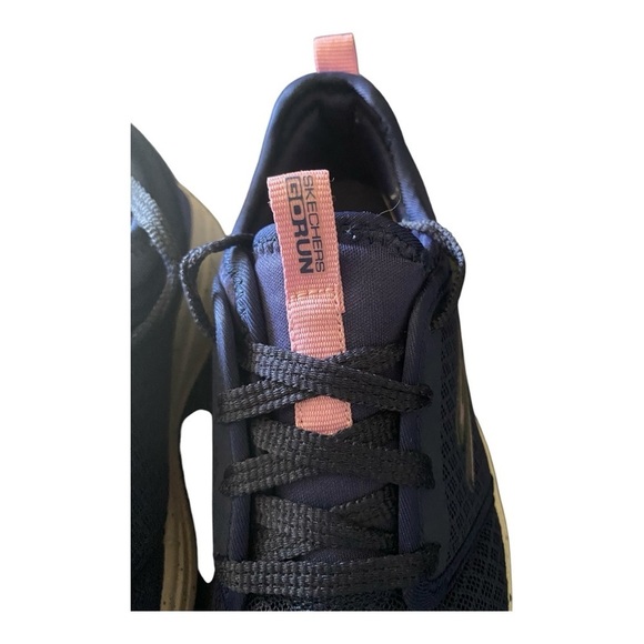 SKECHERS-GO RUN FAST-RECYCLE RUNNER-GIRLS SIZE 13 - Picture 4 of 11